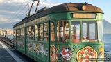 Il primo tram-pizzeria vintage a Napoli: un viaggio gastronomico anni ’30 con vista sul Vesuvio