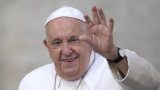 Papa Francesco: i medici rivelano il motivo del gonfiore alla mano