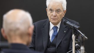 Mosca risponde a Mattarella: Italia attacca per mancanza di difese