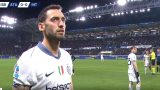 Tifoso colpito da malore durante atalanta-inter e i soccorsi di calhanoglu e barella