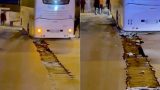 Voragine a pomigliano, bus turistico sprofonda nella strada
