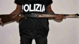 Sparare ai vicini: la storia inquietante di un ragazzo annoiato con una carabina