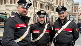 Cani tolti e tentato suicidio, come i carabinieri hanno salvato un uomo raccontando dei nostri cuccioli