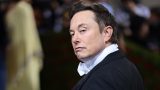 Elon musk cancella il post su stalin e hitler: rivelazioni scioccanti