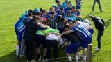 Insulti razzisti nel calcio: la squadra abbandona il campo