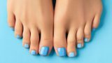 Colori unghie piedi primavera 2025: tendenze e idee per la pedicure