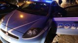 Inseguimento su via casilina: due speronamenti e quattro agenti feriti