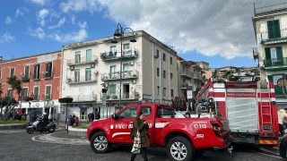 Terremoto a napoli: 242 sfollati e 750 richieste di verifiche edilizie