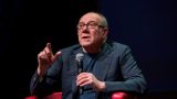 Carlo Verdone invita a ridere nei momenti difficili