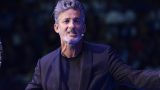Fiorello con cerotti al braccio, aggiornamenti sulla salute dello showman