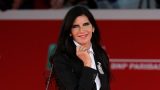 Pamela Prati sorprende con un gesto dietro le quinte di ‘Ne vedremo delle belle’
