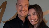 Amadeus e giovanna civitillo: scopri la loro casa con vista mozzafiato
