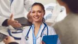 Guadagni inattesi dei medici di base: scopri la cifra choc