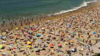 Estate 2025 a rischio: le mete da evitare secondo la classifica ufficiale